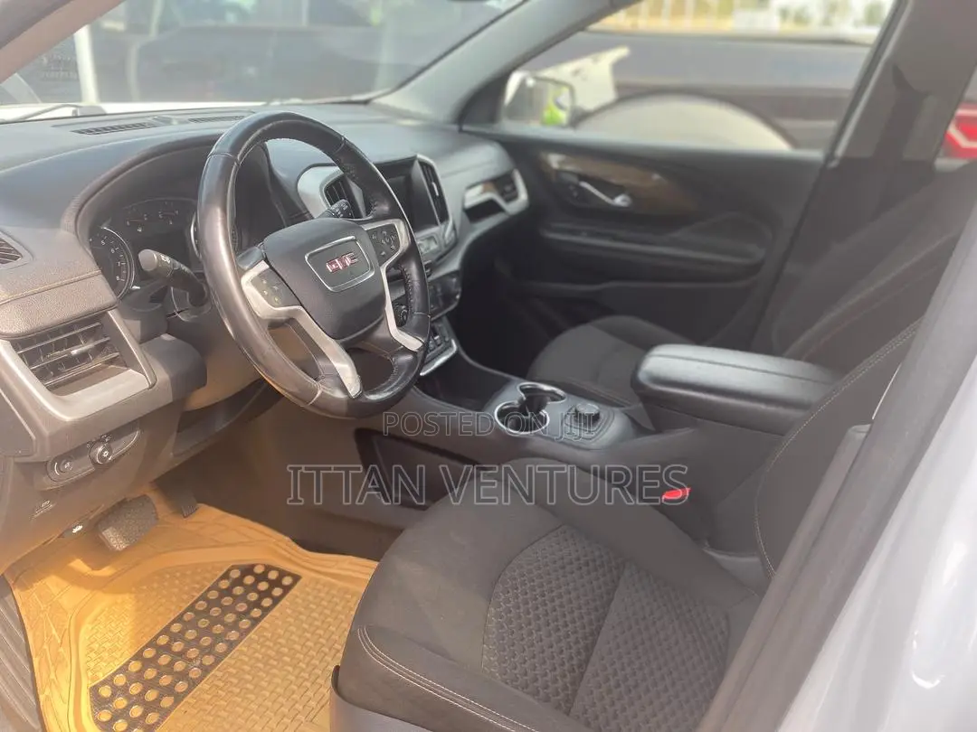GMC Terrain 2019 White