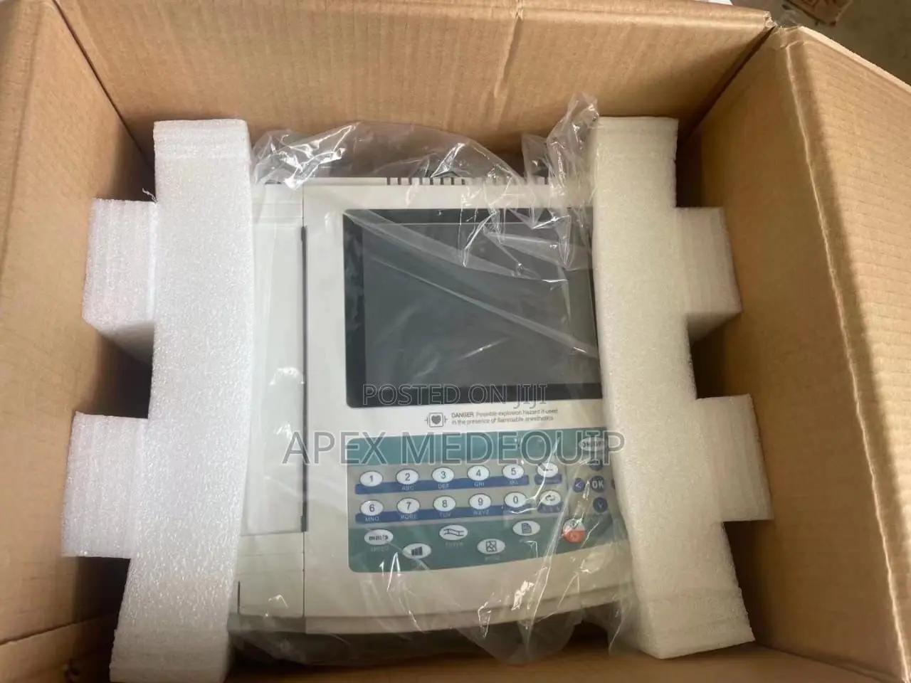 Ecg Machine 12 Lead, 12 Channel Contec