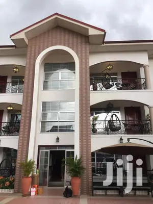 Furnished 2bdrm Apartment in America House, East Legon for rent