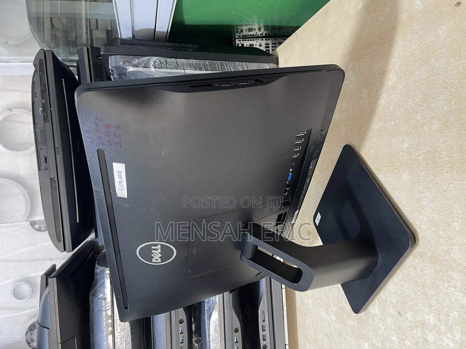Desktop Computer Dell 4GB Intel Core i3 SSD 500GB