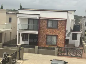 4bdrm Townhouse / Terrace in East Legon for rent