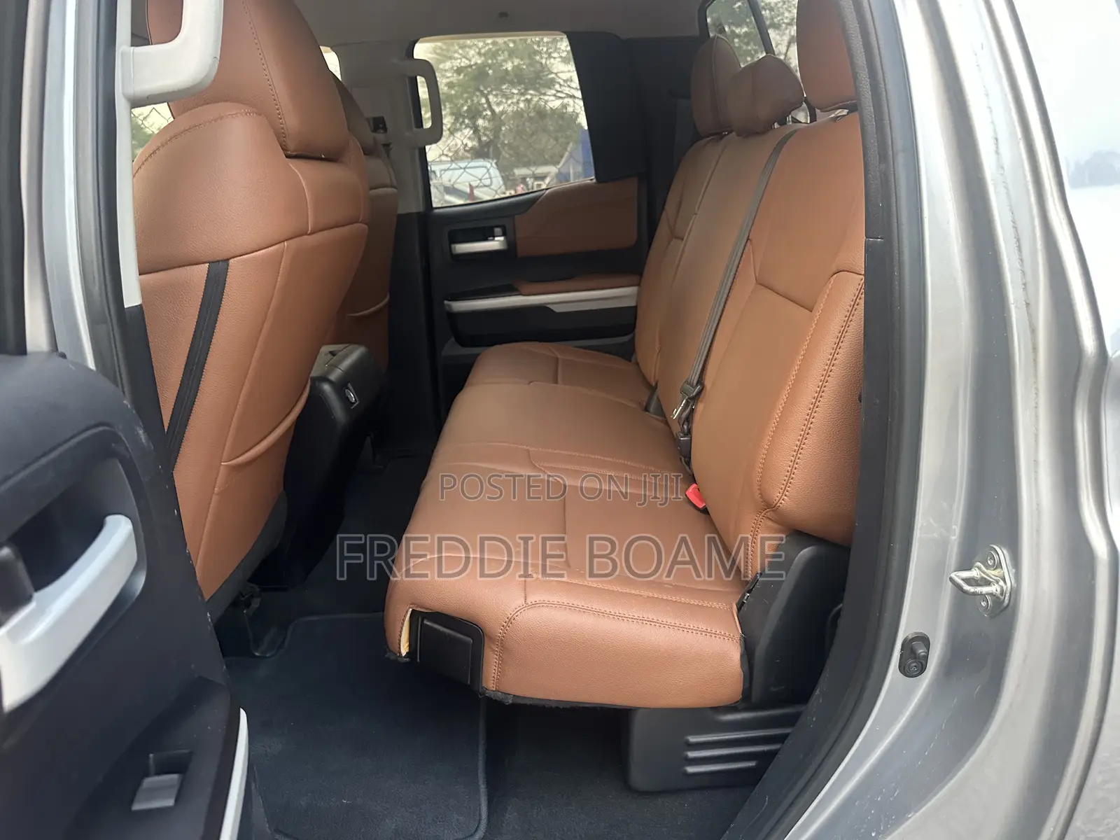 Toyota Tundra 2014 Silver