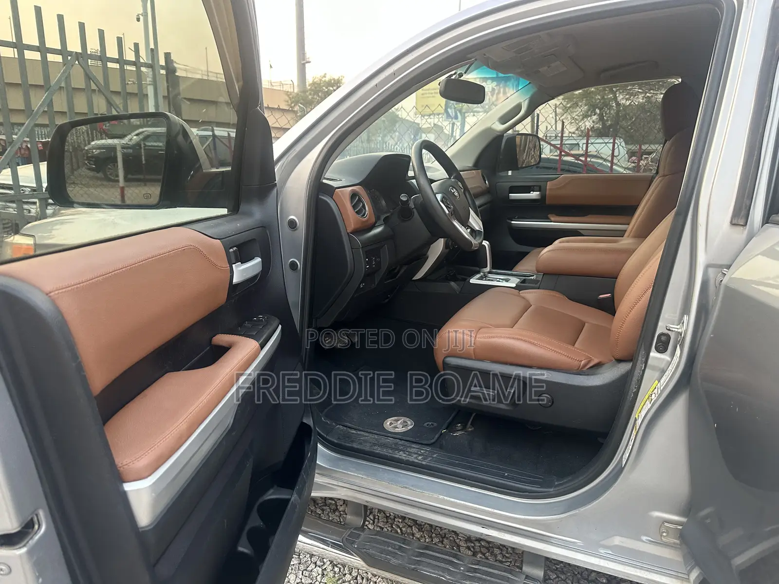Toyota Tundra 2014 Silver