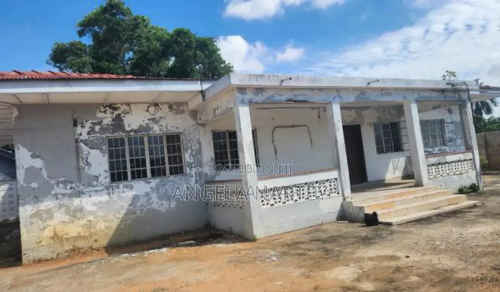 100/100 Feet Land for Sale at Osu