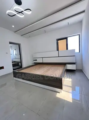 A Modern King Size Comfortable Bed