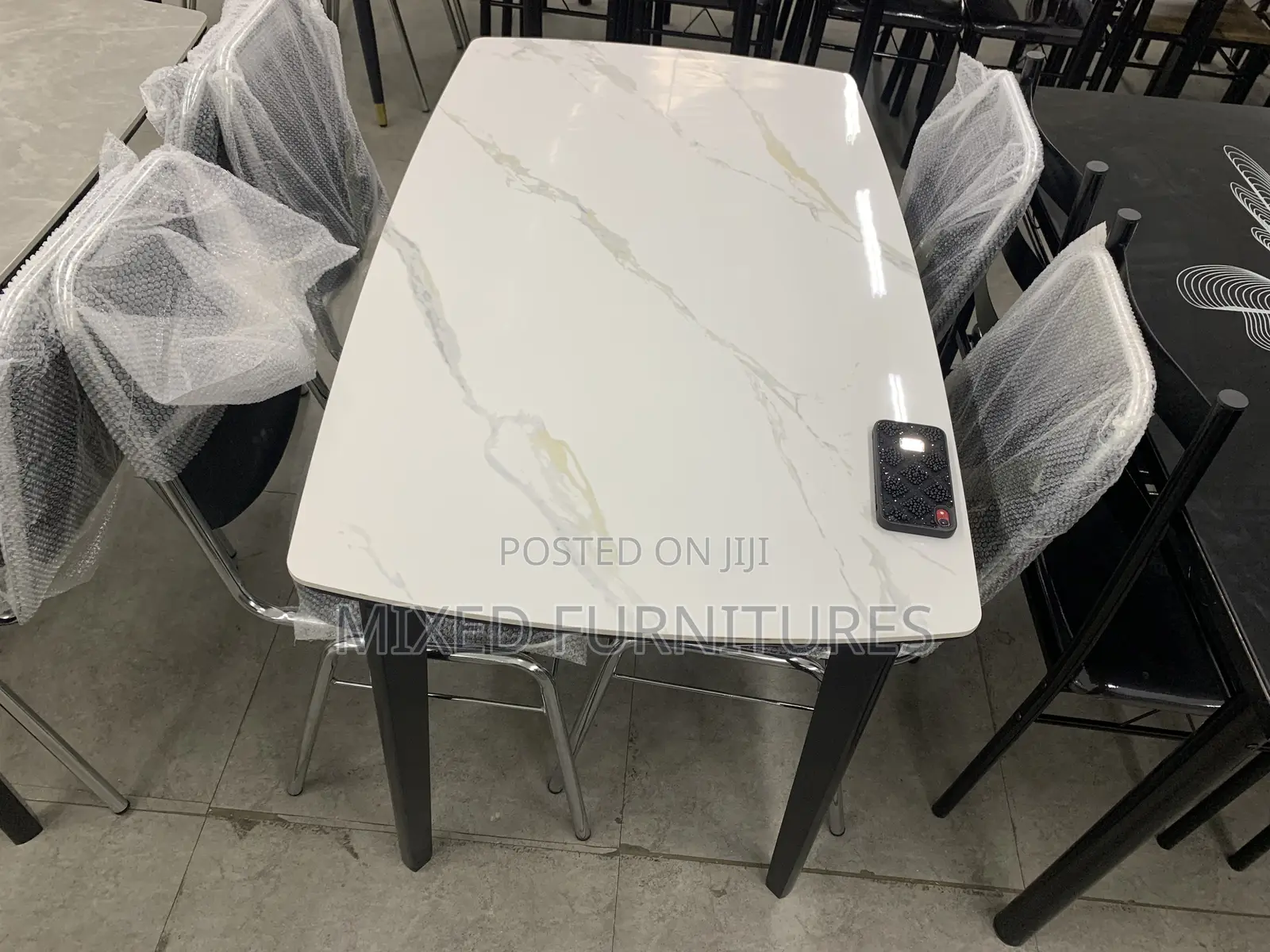Marble Dining Table With Chairs for Living Rooms
