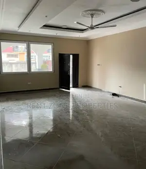 4bdrm Apartment in Rent Zone Properties, Post Office Area for rent