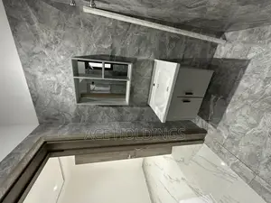 5bdrm House in Nmai Dzorn for sale