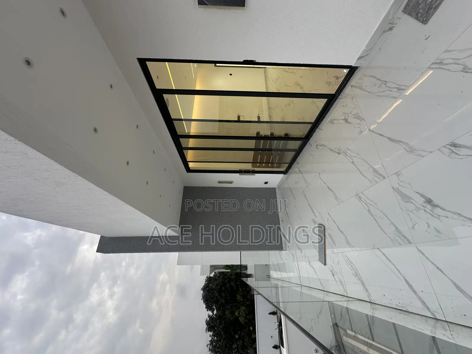 5bdrm House in Nmai Dzorn for sale