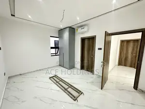 5bdrm House in Nmai Dzorn for sale