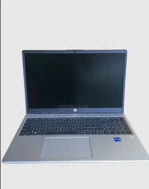 New Laptop HP 250 G10 8GB Intel Core i7 SSD 512GB