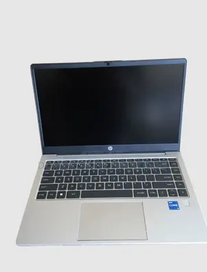 New Laptop HP 240 G9 8GB Intel Core i5 SSD 512GB