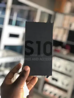 New Samsung Galaxy S10 128 GB Black