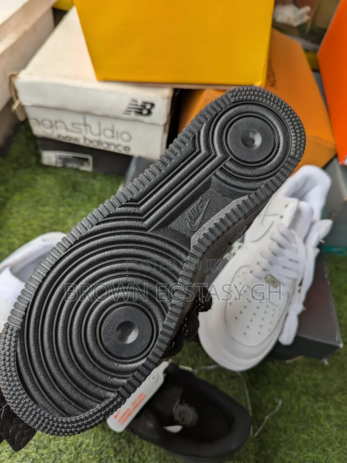 Nike Air Force One (Black and White Available)
