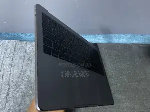 Laptop Apple MacBook Pro 8GB Intel Core i5 SSHD (Hybrid) 128GB
