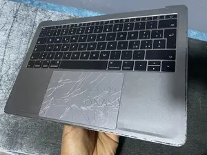 Laptop Apple MacBook Pro 8GB Intel Core i5 SSHD (Hybrid) 128GB