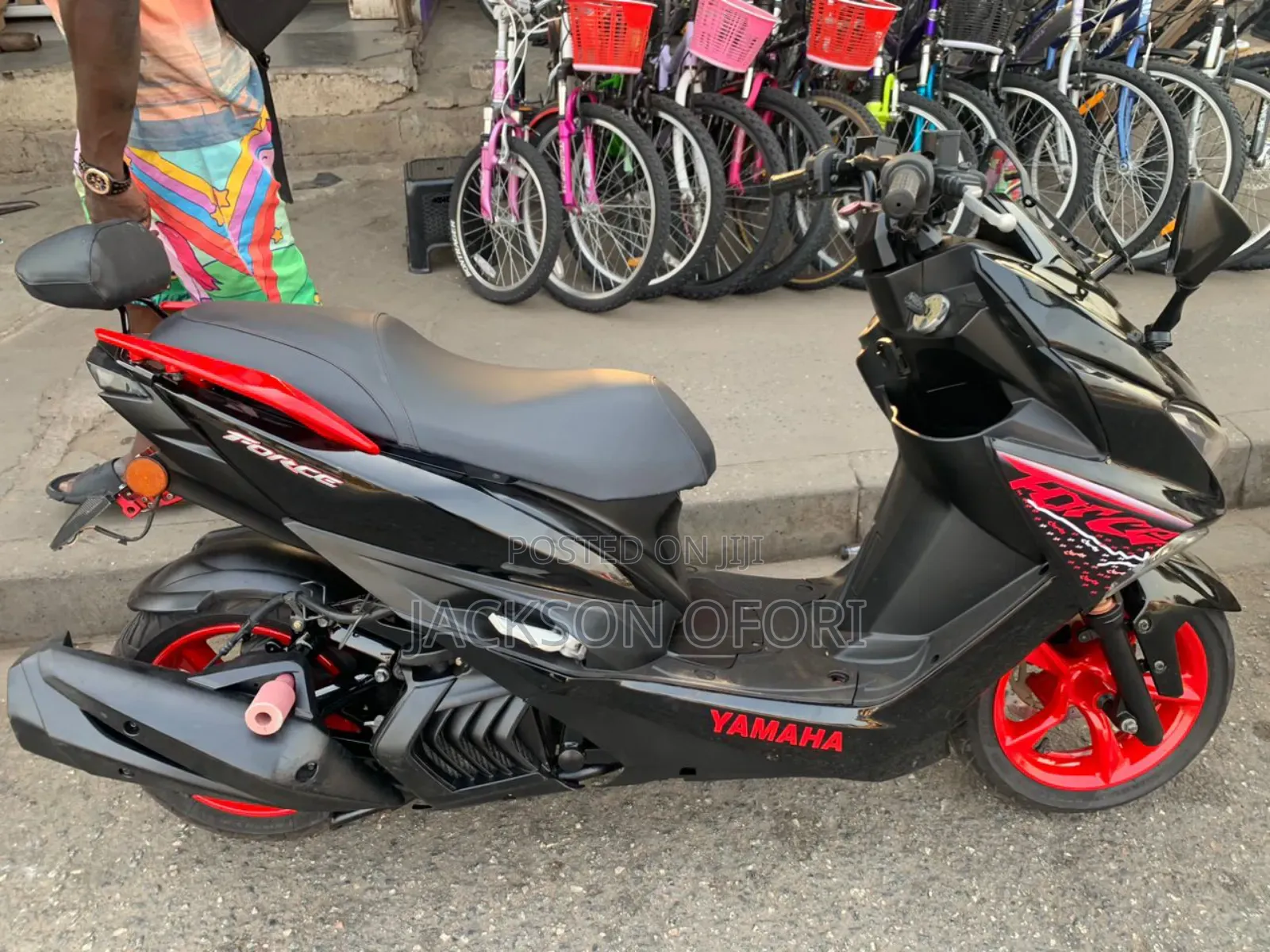 Yamaha 2021 Black
