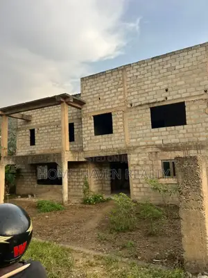4bdrm House in Abuom, Kwabenya for sale