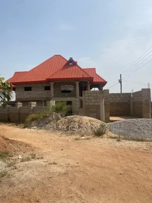 6bdrm House in Tafo Maase Top-Boat, Kumasi Metropolitan for sale