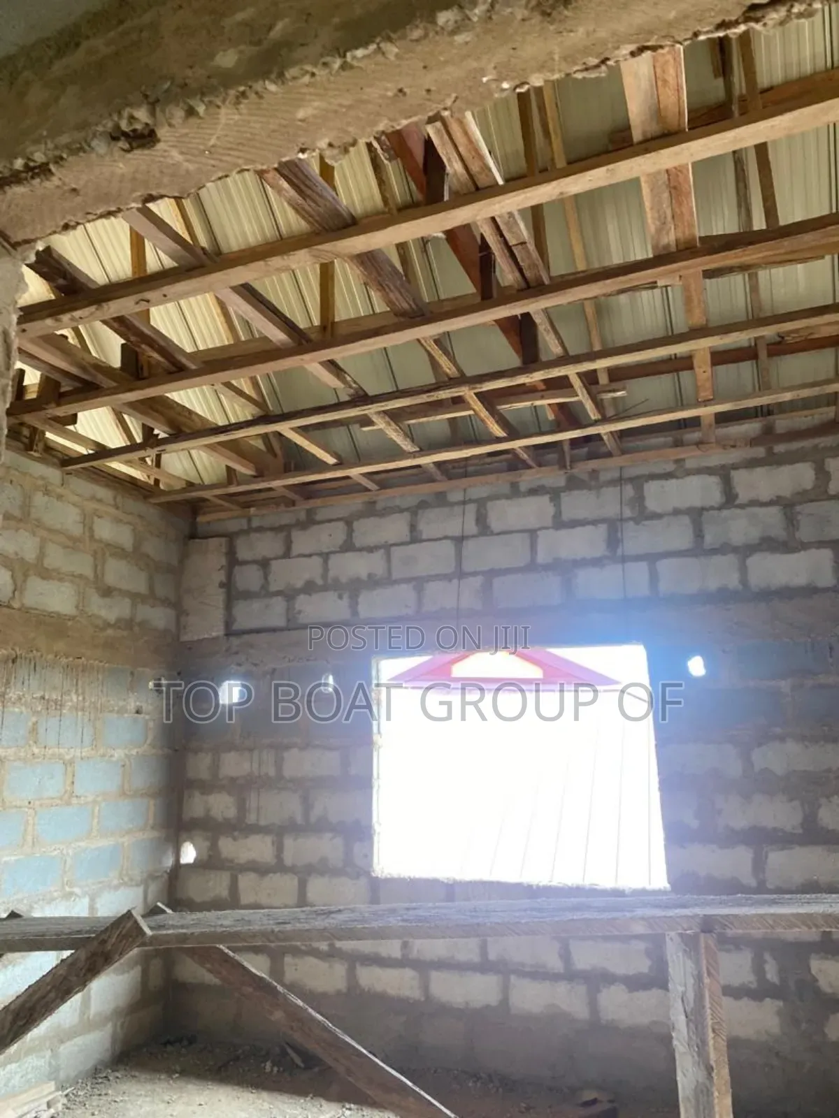 6bdrm House in Tafo Maase Top-Boat, Kumasi Metropolitan for sale