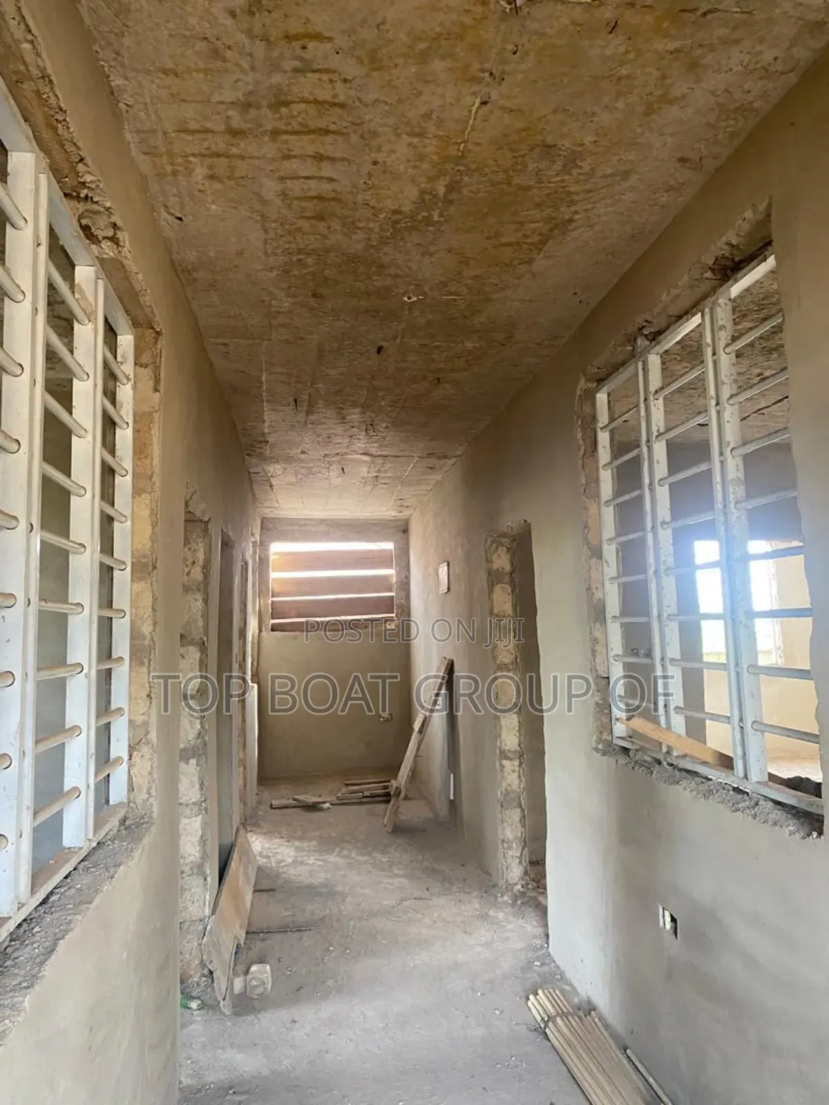 6bdrm House in Tafo Maase Top-Boat, Kumasi Metropolitan for sale