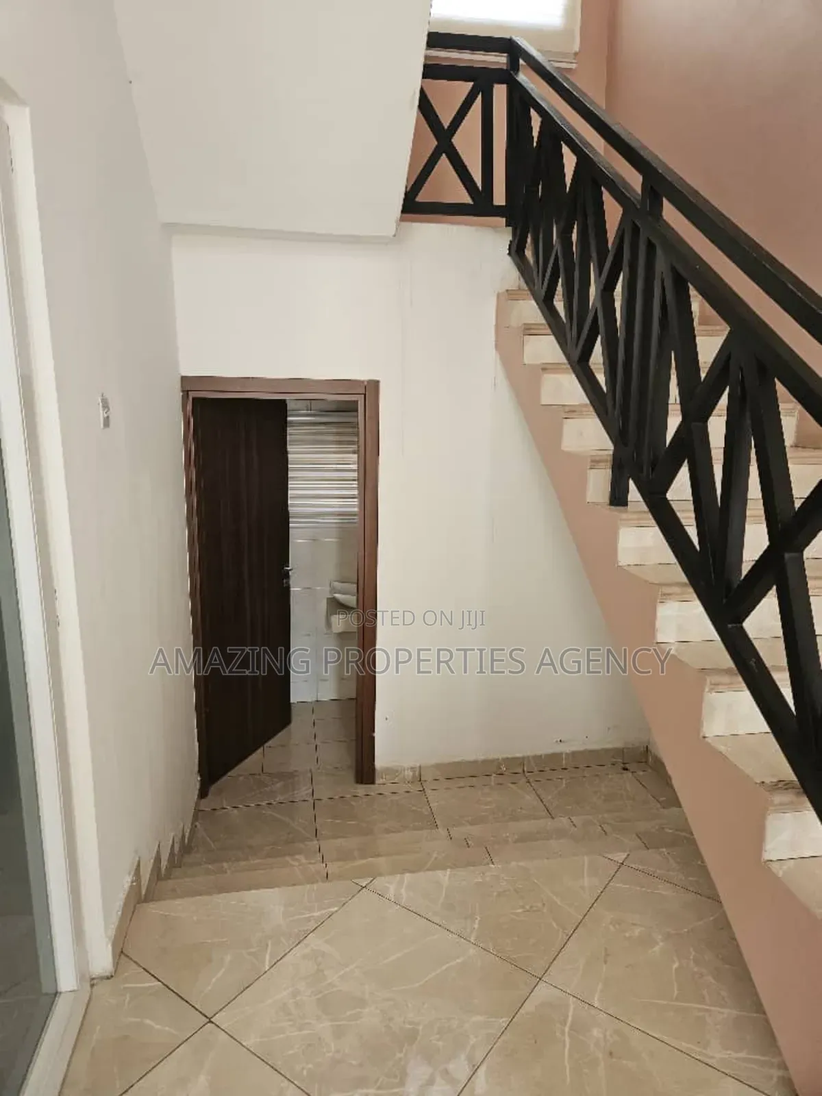 4bdrm House in East Legon for rent
