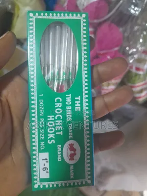 12 Crochet Hooks Set Small Sizes