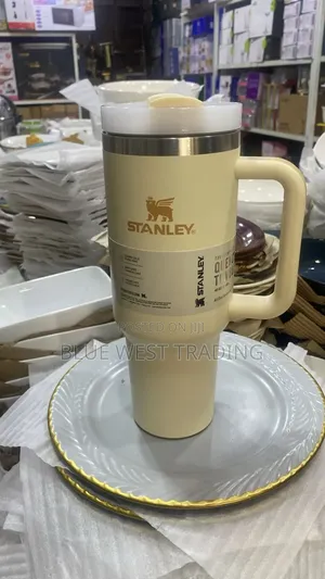 Stanley Cup (Yellow)