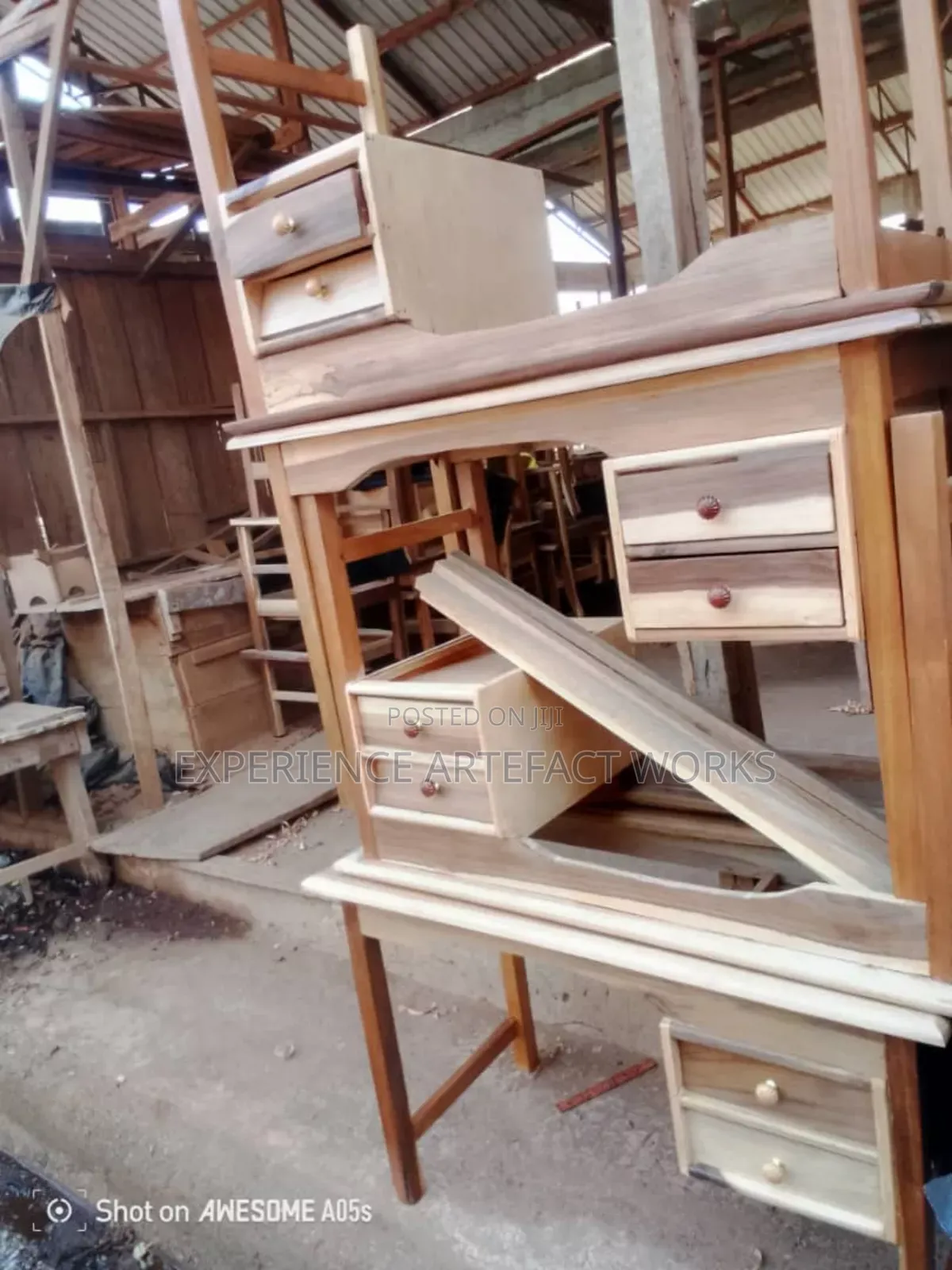 Teachers Table and Chair