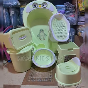8 Pieces Baby Bath Set. Very Durable