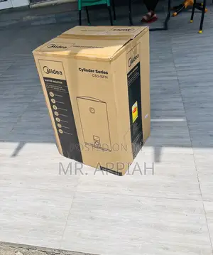 Sealed in Box Midea 30 Liters Water Heater(White/Black)