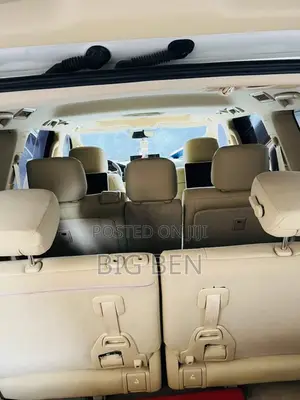 Toyota Land Cruiser 4.0 V6 GXR 2018 White