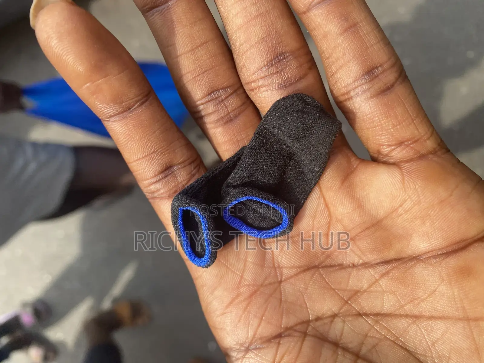 Anti Sweat Finger or Thumb Sleeves Cover Gaming Gloves