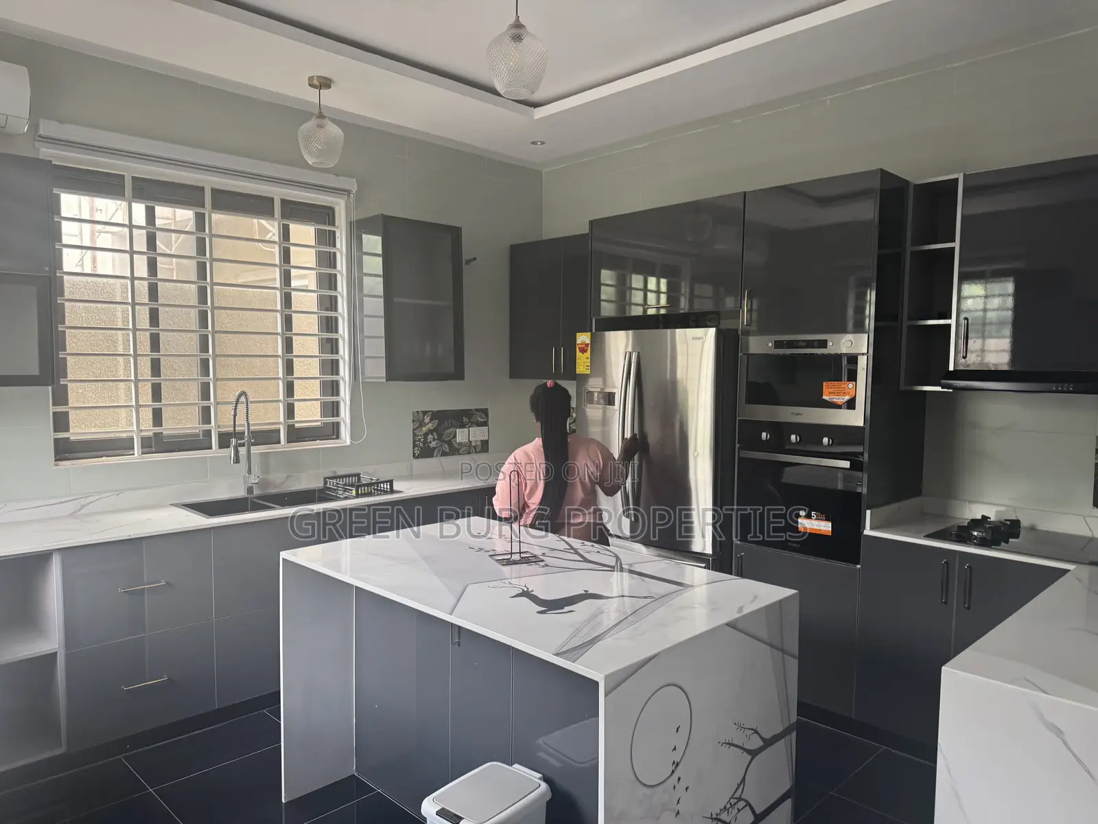 4bdrm Townhouse / Terrace in East Legon for rent