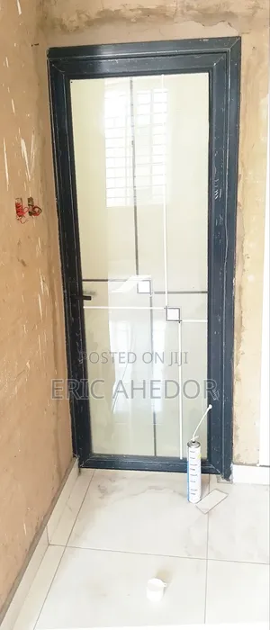 Toilet Glass Door and Bathroom Door and Accessories Single
