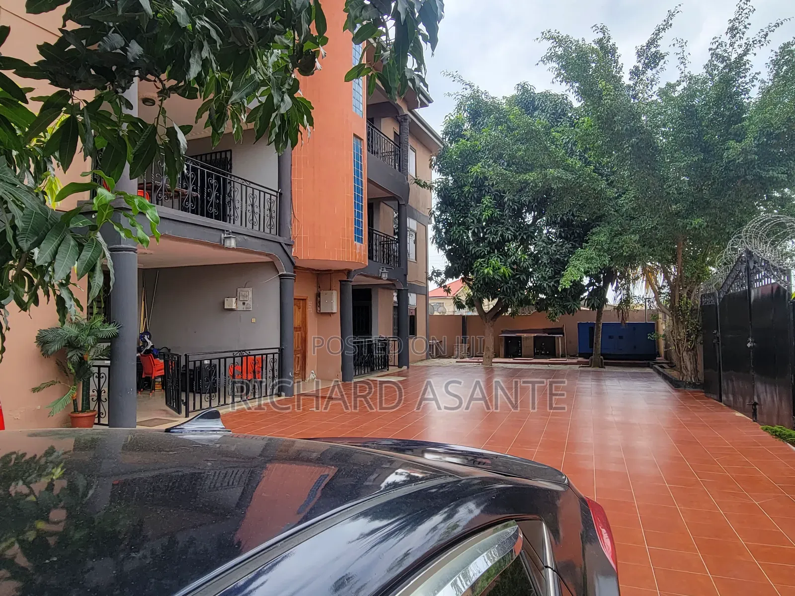 Furnished 12bdrm Block of Flats in Pokuase for sale