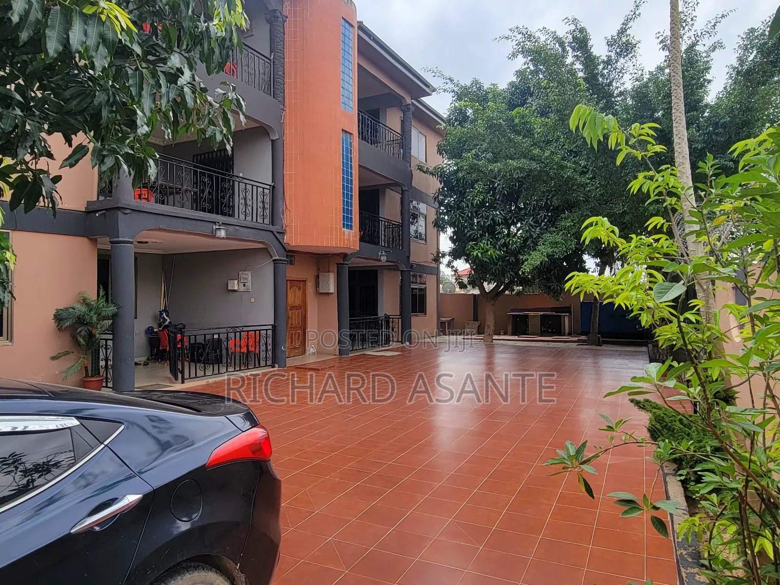Furnished 12bdrm Block of Flats in Pokuase for sale