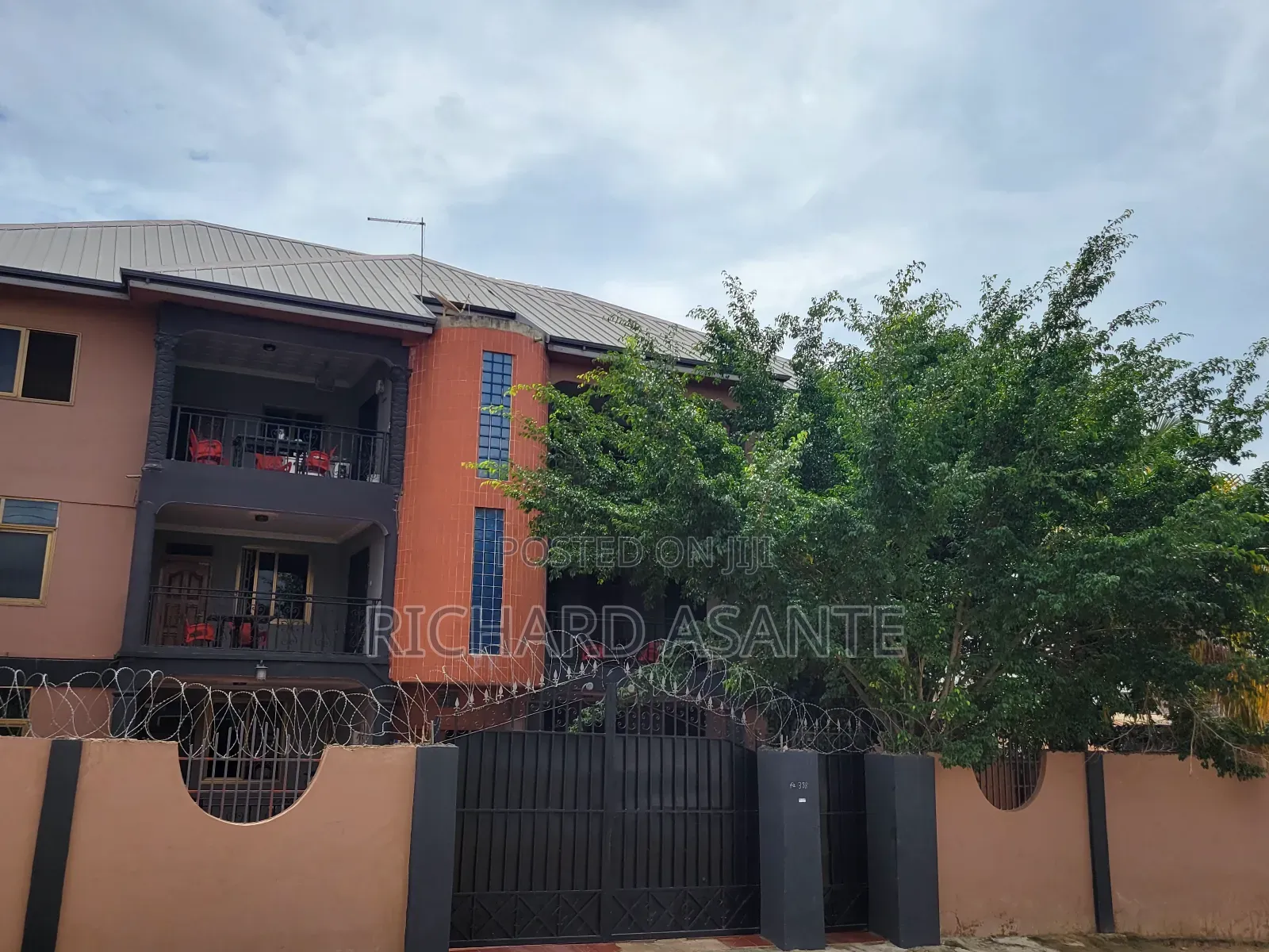 Furnished 12bdrm Block of Flats in Pokuase for sale