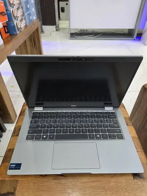 New Laptop Dell Latitude 3490 16GB Intel Core Ultra 7 SSD 512GB