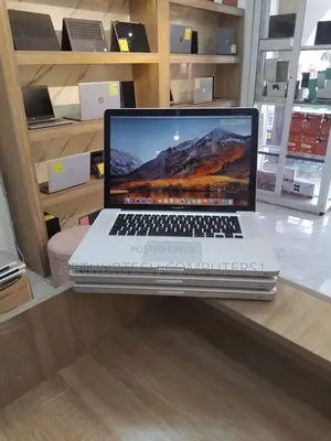 Laptop Apple MacBook Pro 2011 6GB Intel Core I7 HDD 320GB