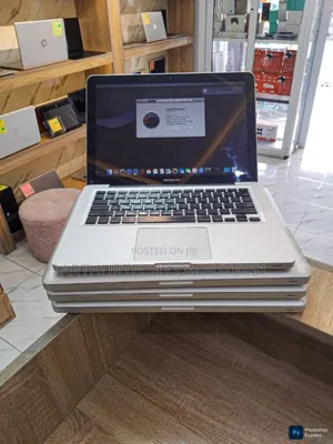 Laptop Apple MacBook Pro 2009 2GB Intel Core 2 Duo HDD 160GB