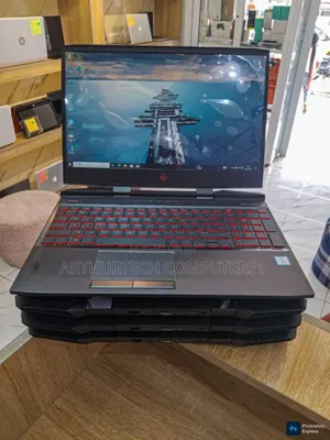 Laptop HP Omen 15 8GB Intel Core I5 HDD+SSD 1T