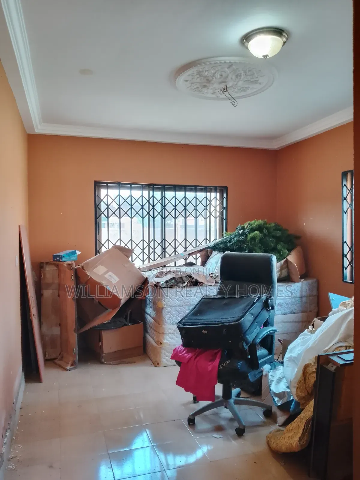 4bdrm House in Community 18 Area, Spintex for rent
