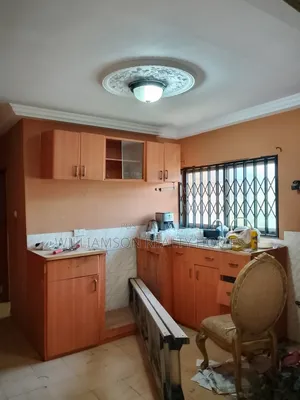 4bdrm House in Community 18 Area, Spintex for rent