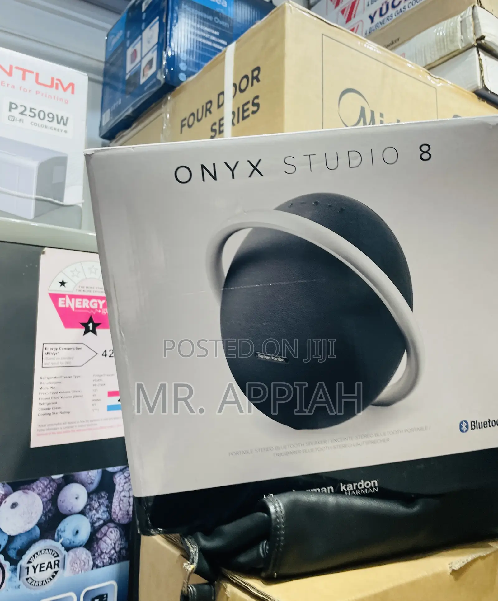 Onyx Studio 8 Portable Bluetooth Speaker(Black).