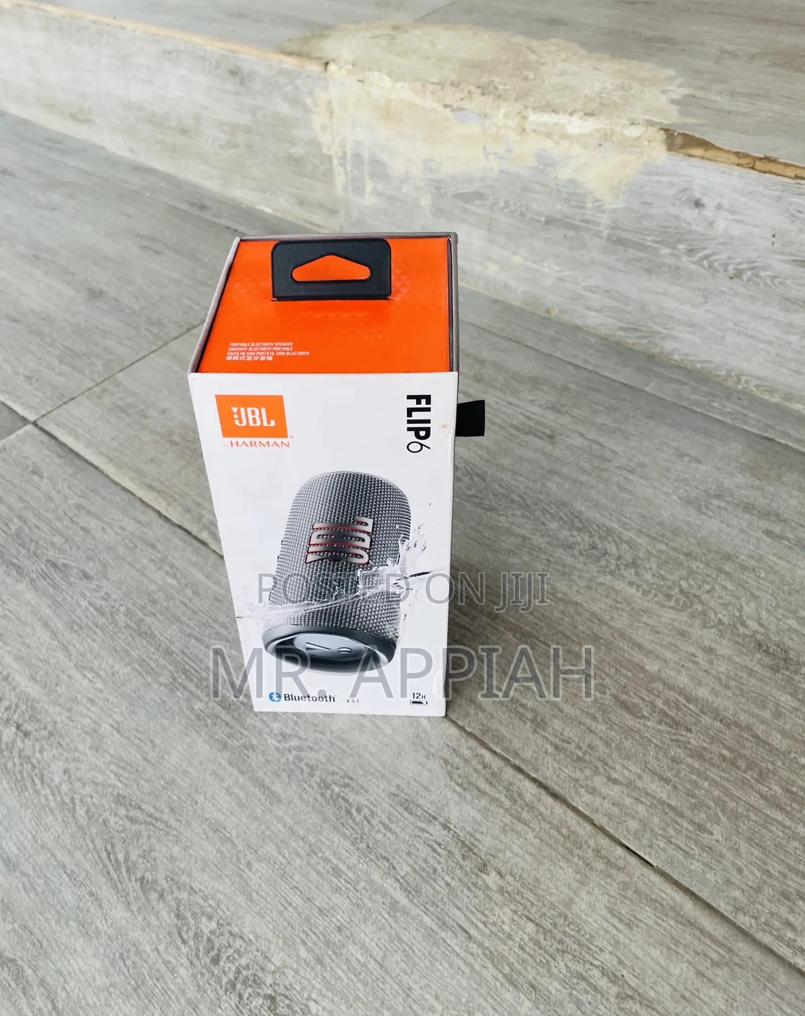Authentic JBL Flip 5 Portable Speaker(Gray).