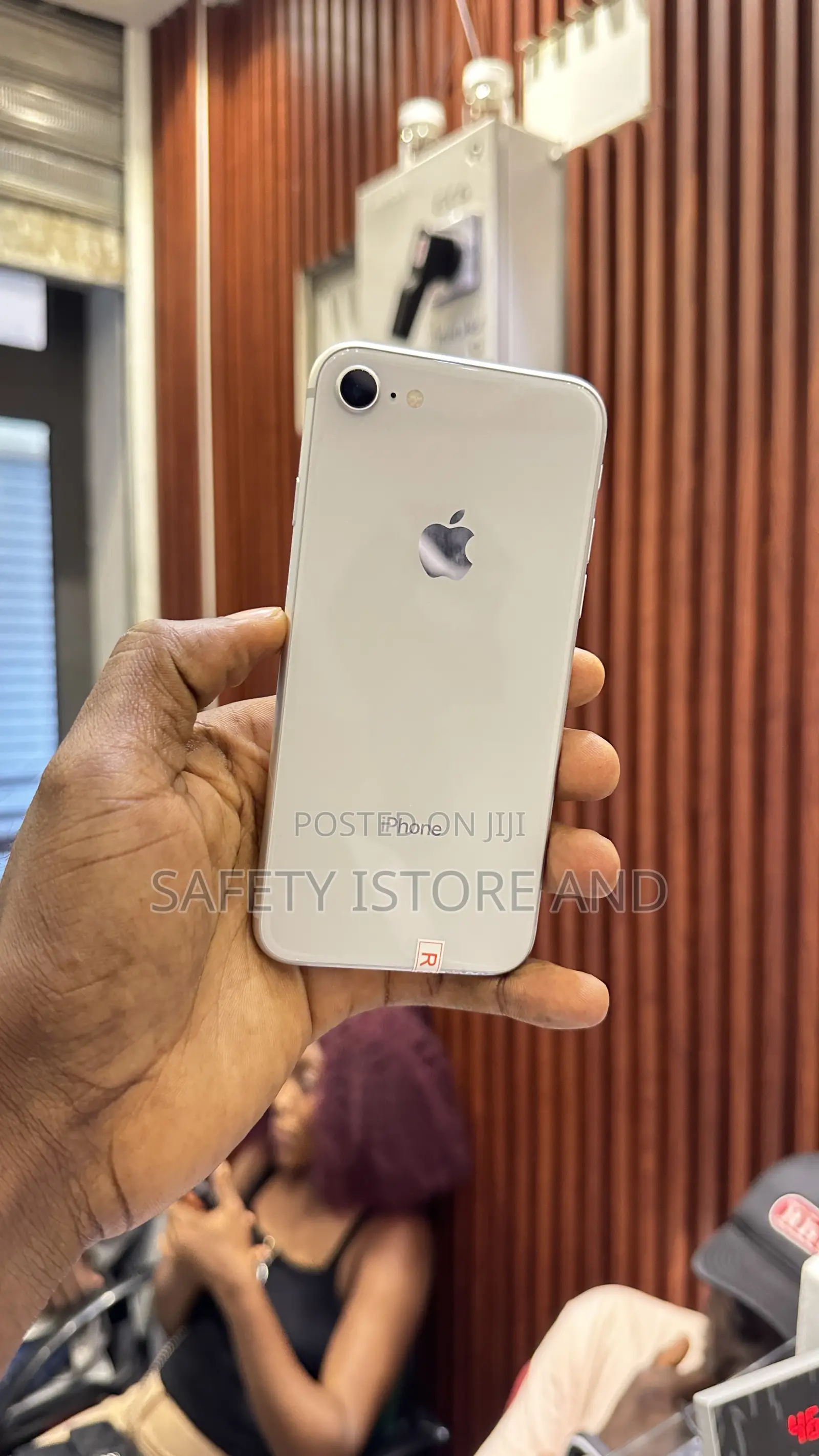 New Apple iPhone 8 64 GB White