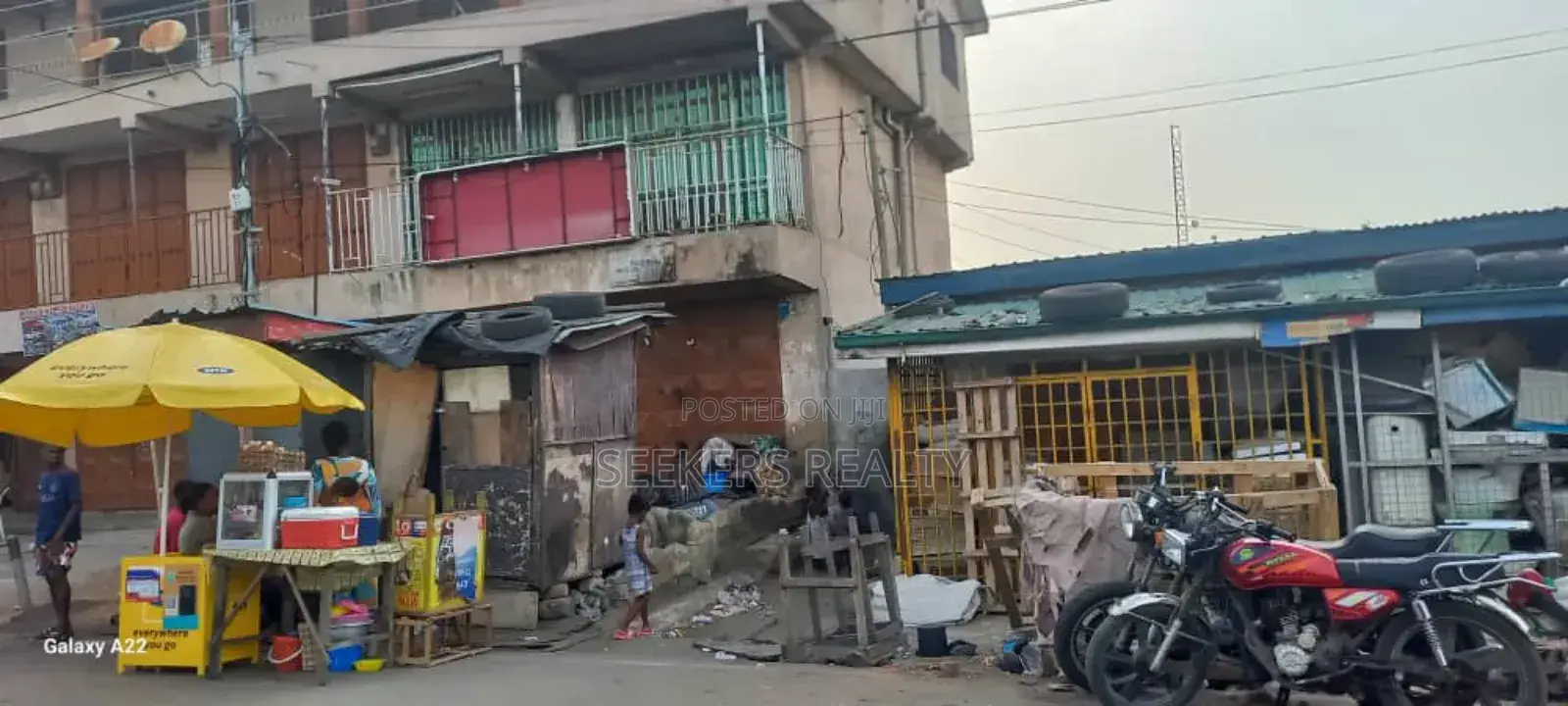 4bdrm House in Seekers Realty, Abossey Okai for sale