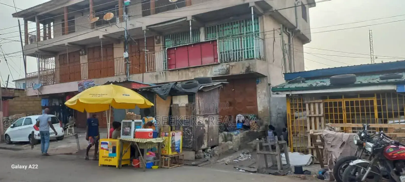 4bdrm House in Seekers Realty, Abossey Okai for sale
