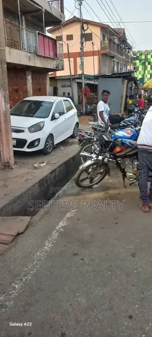 4bdrm House in Seekers Realty, Abossey Okai for sale